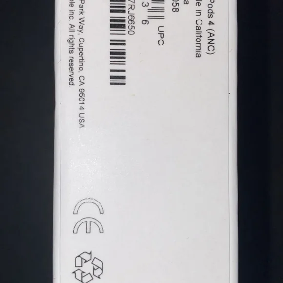 Apple White Wireless Earbuds